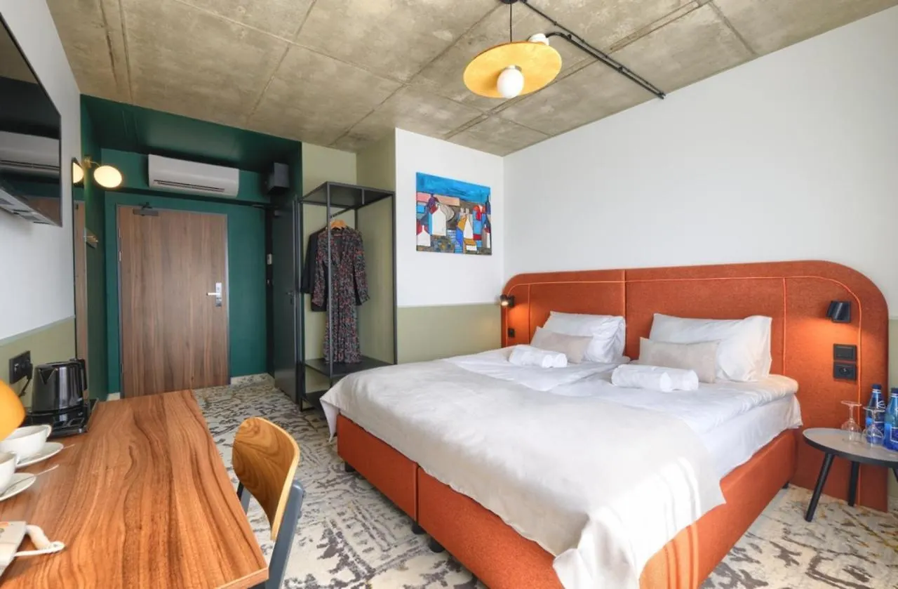 Arche Hotel Wroclaw Airport 3*,